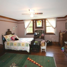 The Horsehead House upstairs bedroom